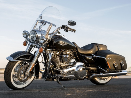 Фото мотоцикла Harley-Davidson Road King Classic